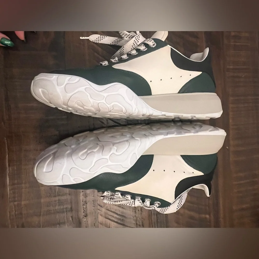 Alexander McQueen Court Sneaker Green White Men’s EU 42 authentic